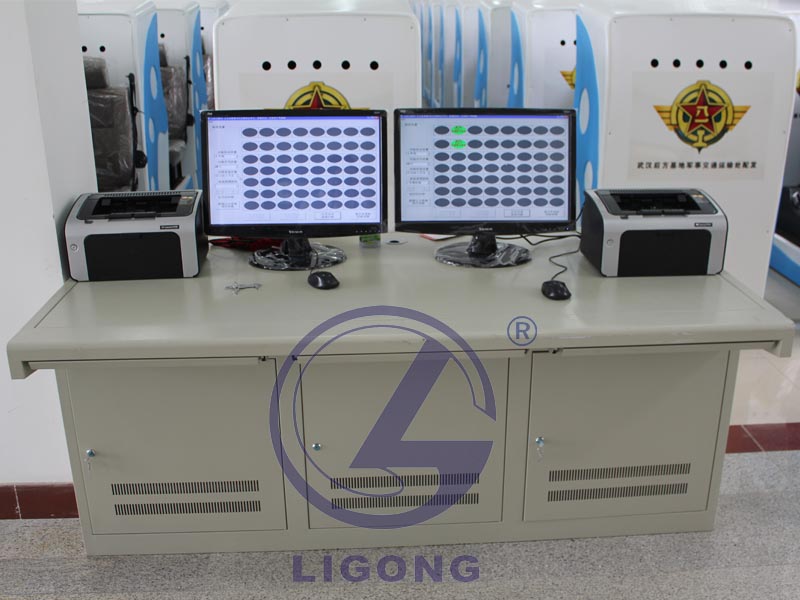 駕駛模擬器主控臺(tái)、汽車駕駛模擬器